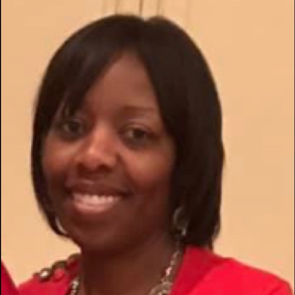 Meet your Posher, Denise